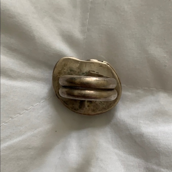 Ring - Picture 2 of 3